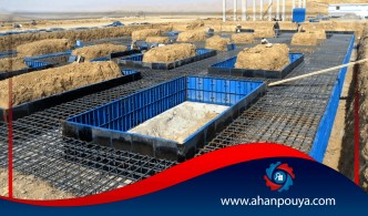 صب الخرسانة في أساسات البناء